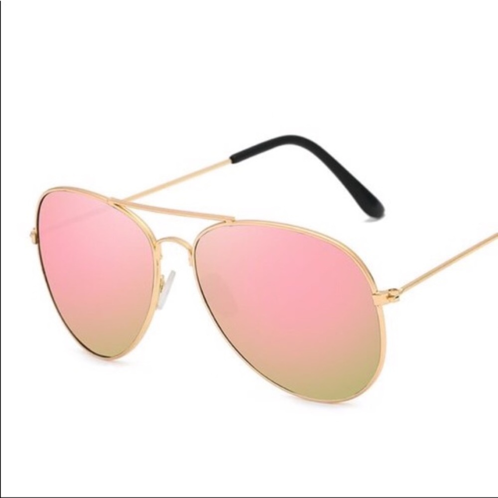 Pink Mirrored Gold Frame Statement Aviator Sunglasses - Picture 3 of 4